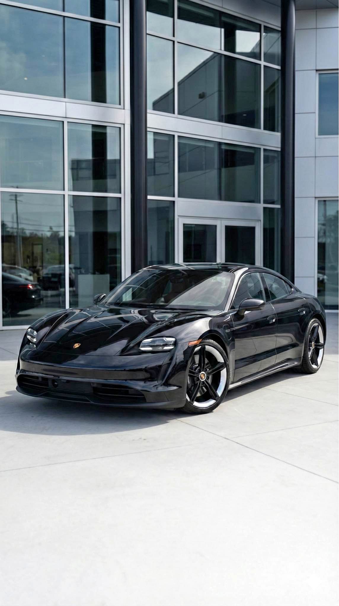 2022 Porsche Taycan Base