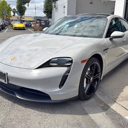 2021 Porsche taycan  - 4S