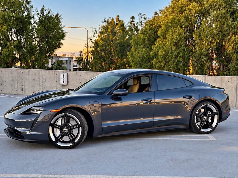 2020 Porsche Porsche Taycan - 4S