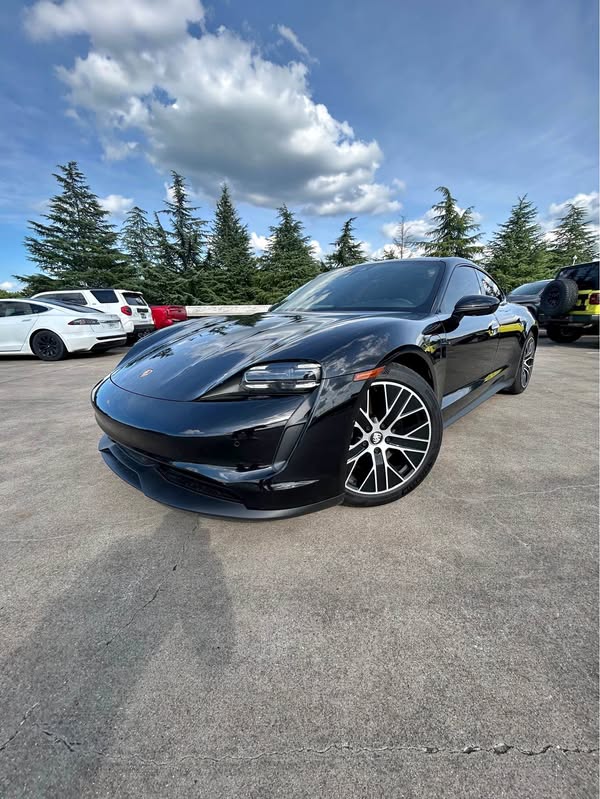 2022 Porsche Porsche Taycan - Sedan 4D