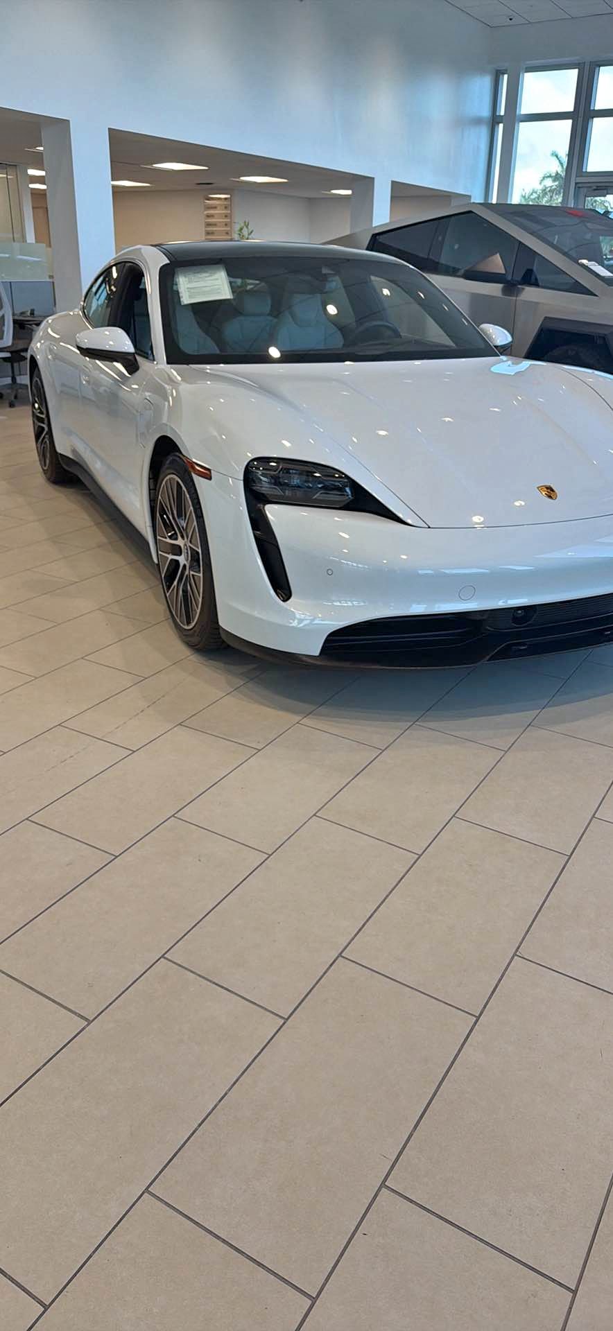 2022 Porsche Porsche Taycan - 4S