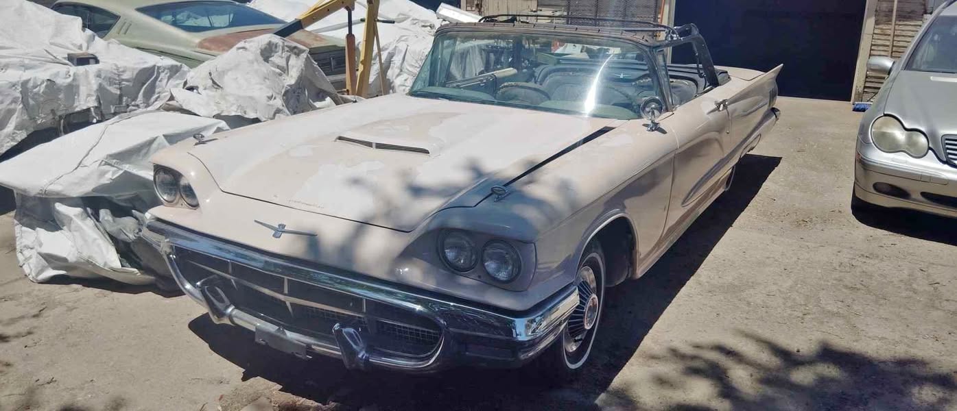 1960 Ford Thunderbird - Deluxe Convertible 2D