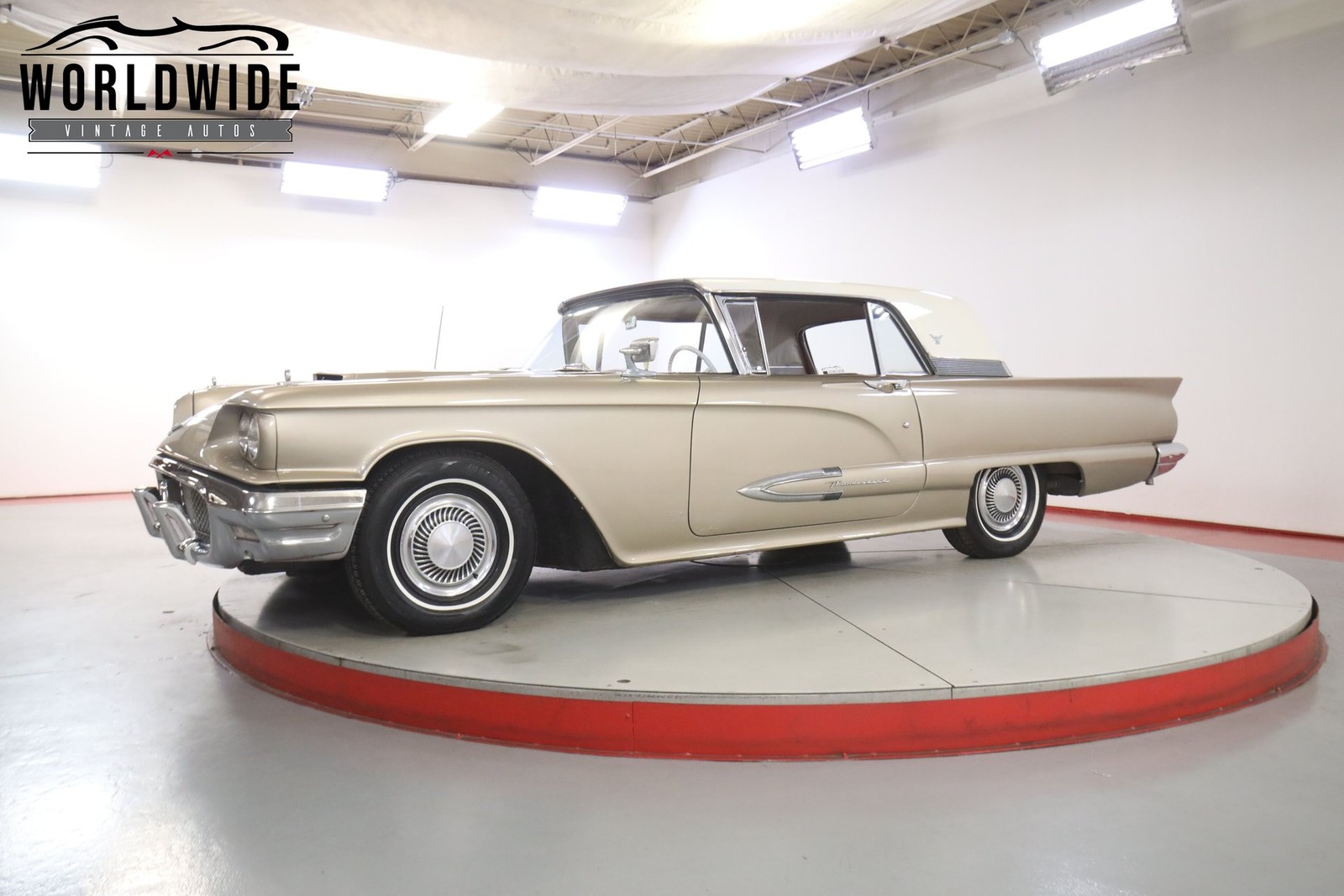 1959 Ford Thunderbird