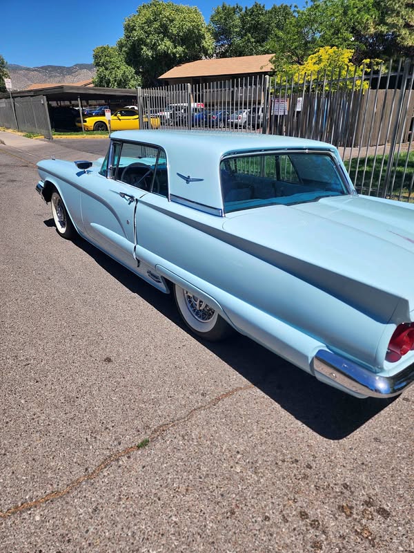 1960 Ford Thunderbird