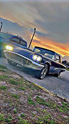 1959 Ford Thunderbird - Coupe 2D