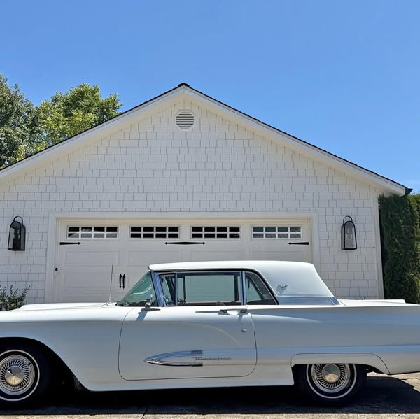 1959 Ford Thunderbird