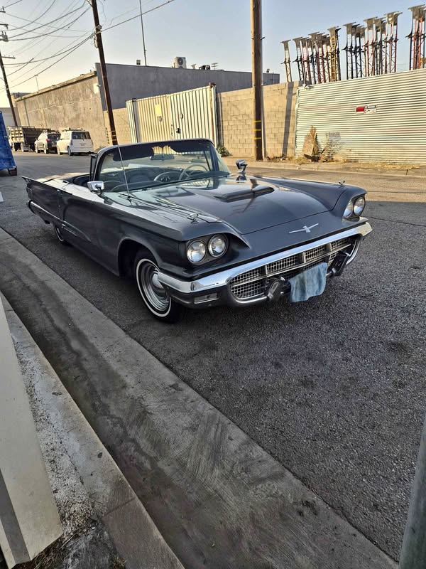 1960 Ford Thunderbird - Convertible 2D