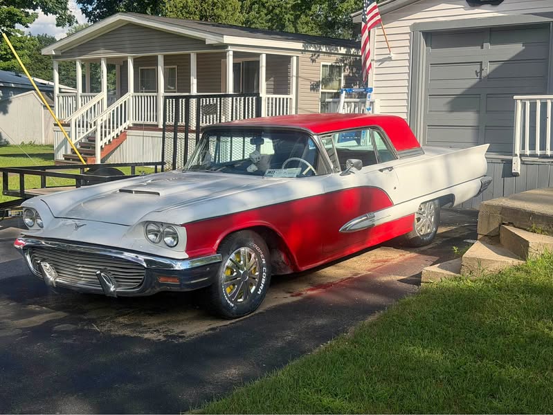 1959 Ford Thunderbird
