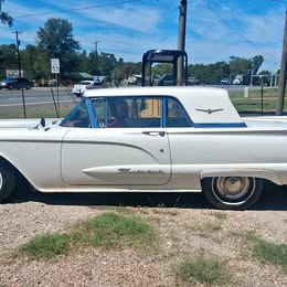 1960 Ford Thunderbird