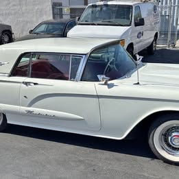 1960 Ford Thunderbird