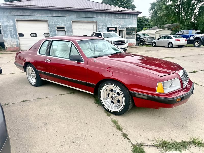 1986 Ford Thunderbird - eLan Edition