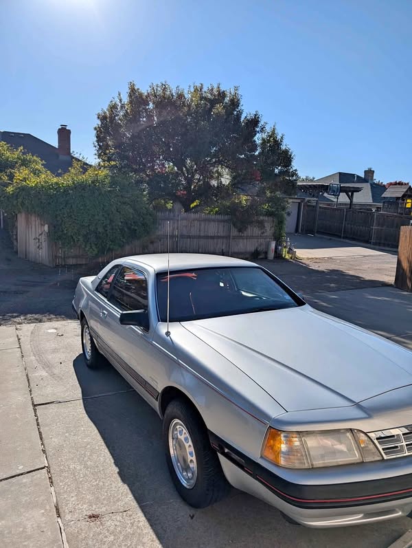 1988 Ford Thunderbird - LX Coupe 2D