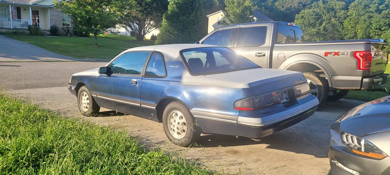 1988 Ford Thunderbird - Coupe 2D