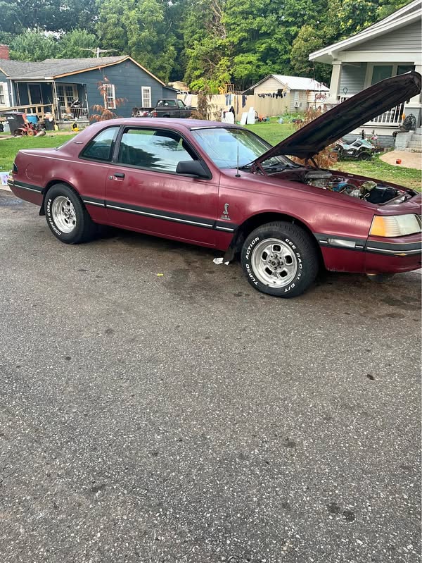 1988 Ford Thunderbird - Sport Coupe 2D