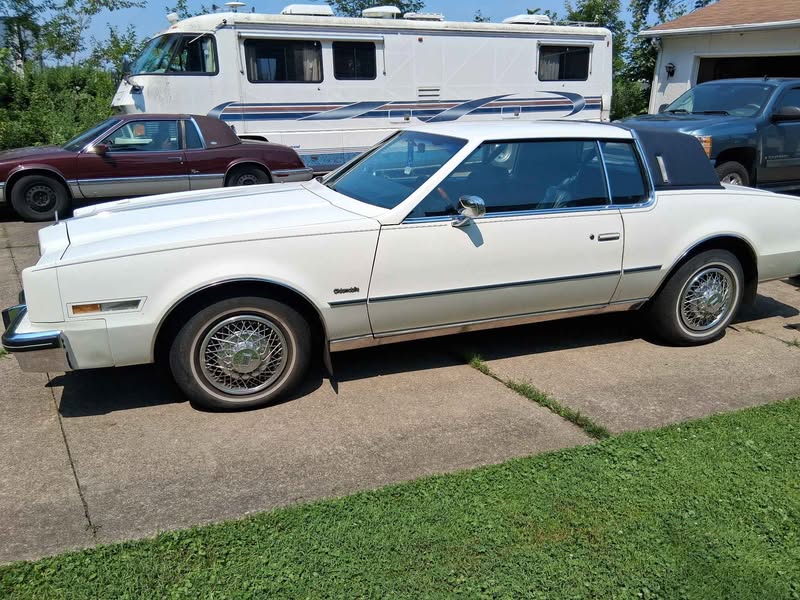 1985 Oldsmobile Toronado - Coupe 2D