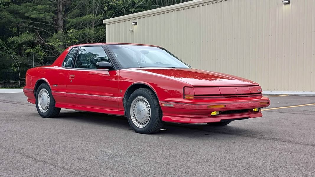 1992 Oldsmobile Toronado - Trofeo Coupe 2D