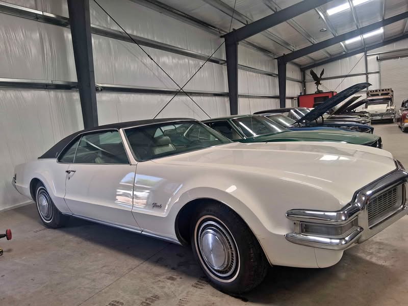 1969 Oldsmobile Toronado - Coupe 2D