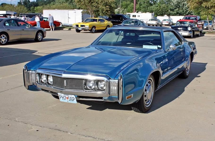 1970 Oldsmobile Toronado - Coupe 2D