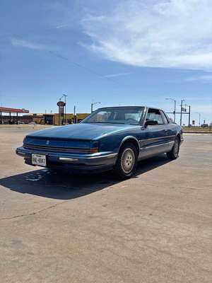 1990 Oldsmobile Toronado - Coupe 2D