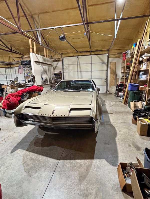 1966 toronado Oldsmobile