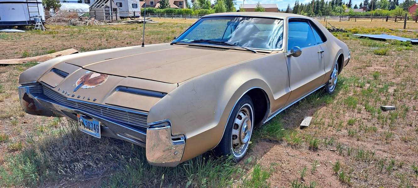 1966 Oldsmobile Toronado