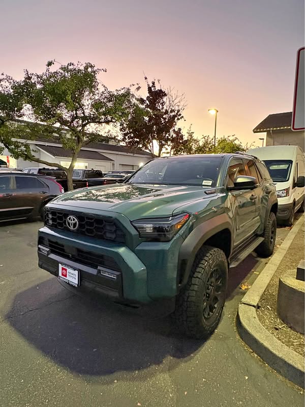 2026 Toyota 4Runner - TRD Off-Road Premium Sport Utility 4D