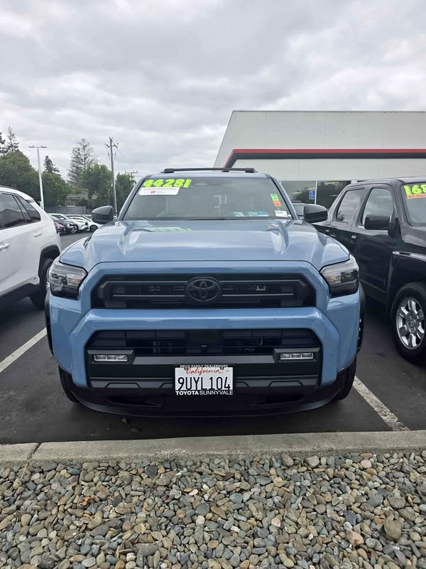 2025 Toyota 4Runner - SR5 Sport Utility 2D