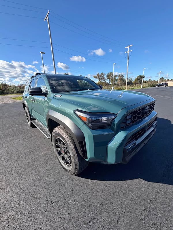 2026 Toyota 4Runner - TRD Off-Road Premium Sport Utility 4D