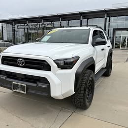 2025 Toyota 4Runner SR5 AWD