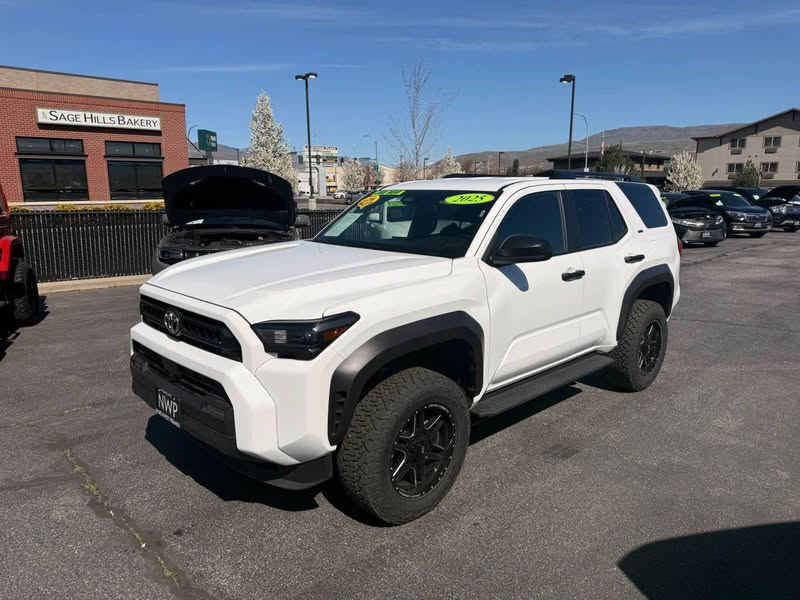 2025 Toyota 4Runner - SR5 Sport Utility 4D