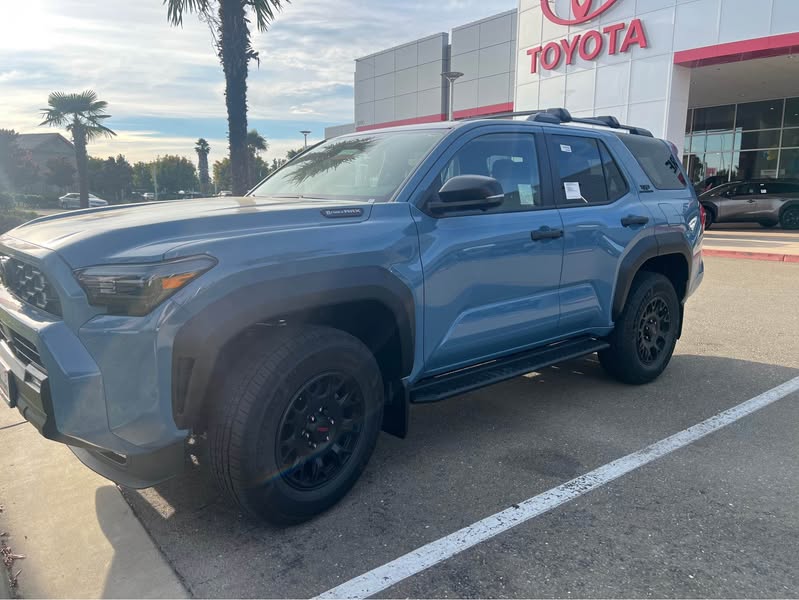 2026 Toyota 4Runner - TRD Off-Road Premium Sport Utility 4D