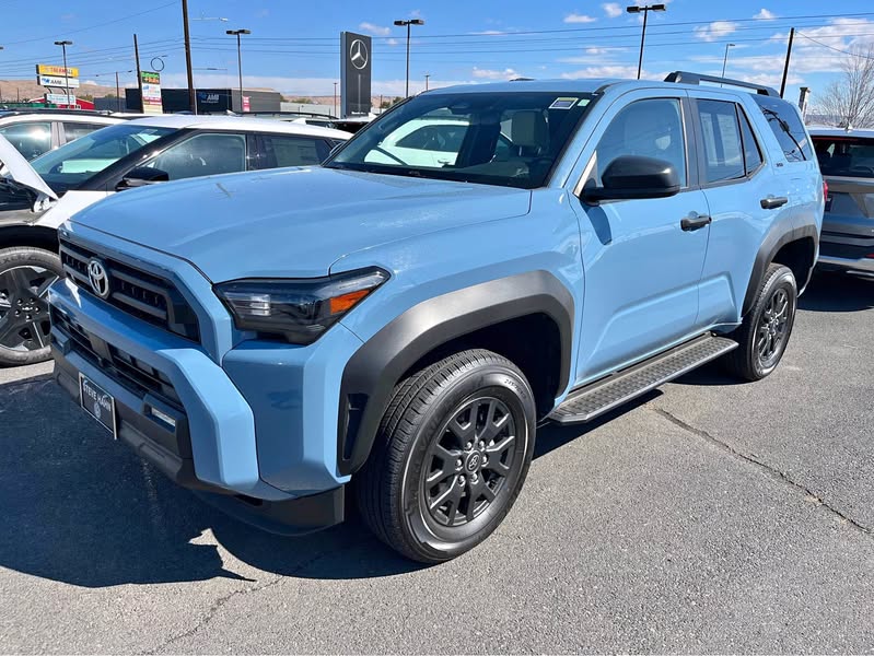 2025 Toyota 4Runner - SR5 Sport Utility 4D