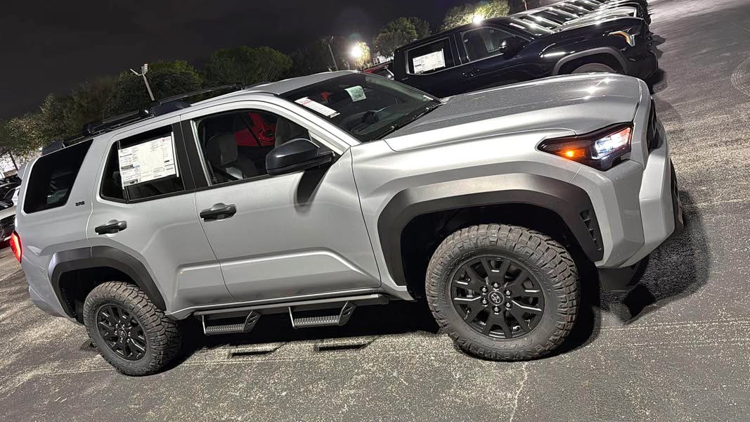 2026 Toyota 4Runner - SR5 Sport Utility 4D