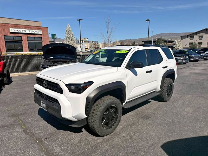 2025 Toyota 4Runner - SR5 Sport Utility 4D