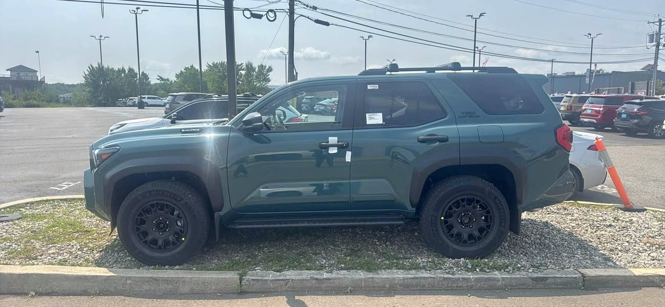 2026 Toyota 4Runner - TRD Off-Road Premium Sport Utility 4D
