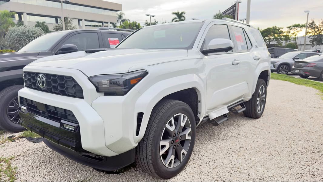 2026 Toyota 4Runner - TRD Off-Road Sport Utility 4D
