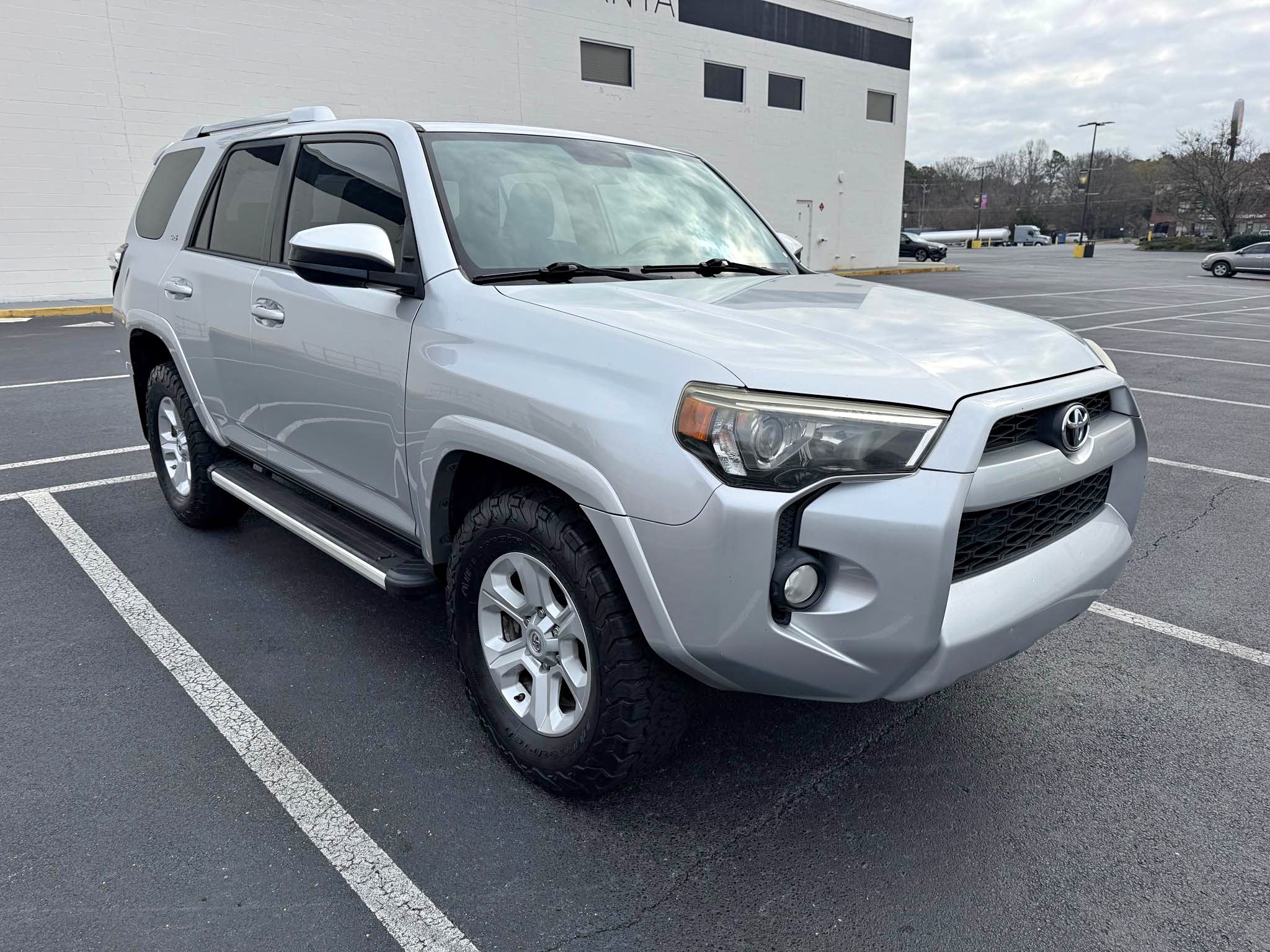 2014 Toyota 4Runner - SR5 Sport Utility 2D