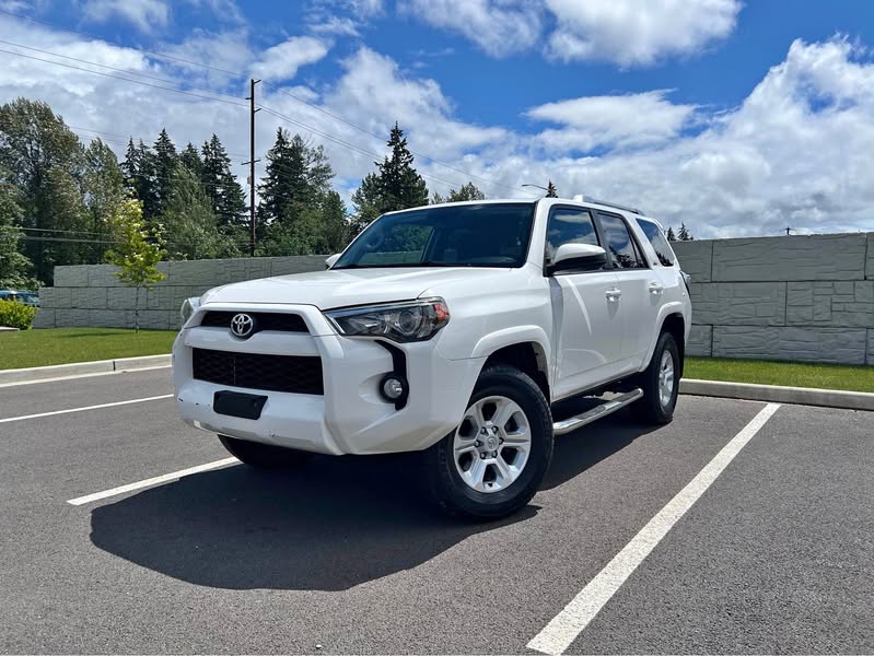 2014 Toyota 4Runner - SR5 Sport Utility 4D