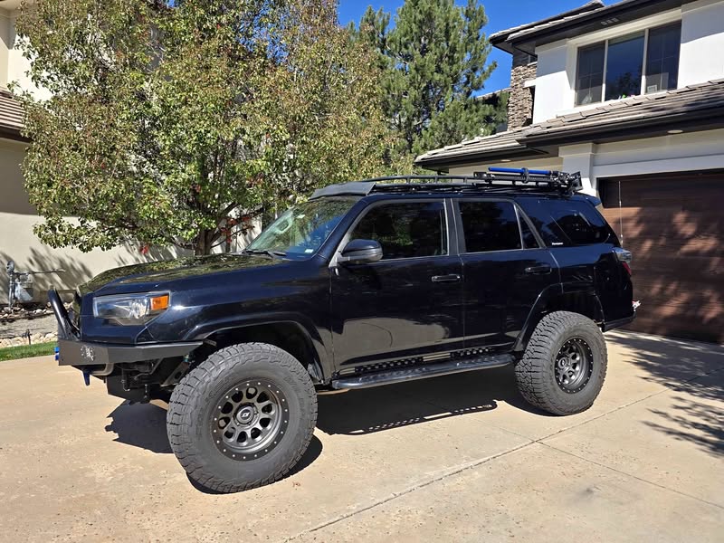 2015 Toyota 4Runner - Limited Sport Utility 4D