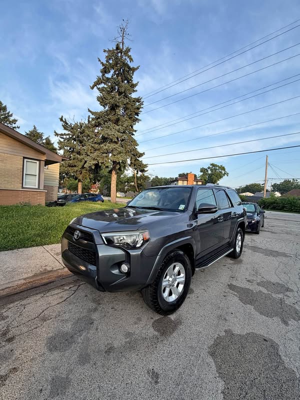 2014 Toyota 4Runner - SR5 Sport Utility 2D