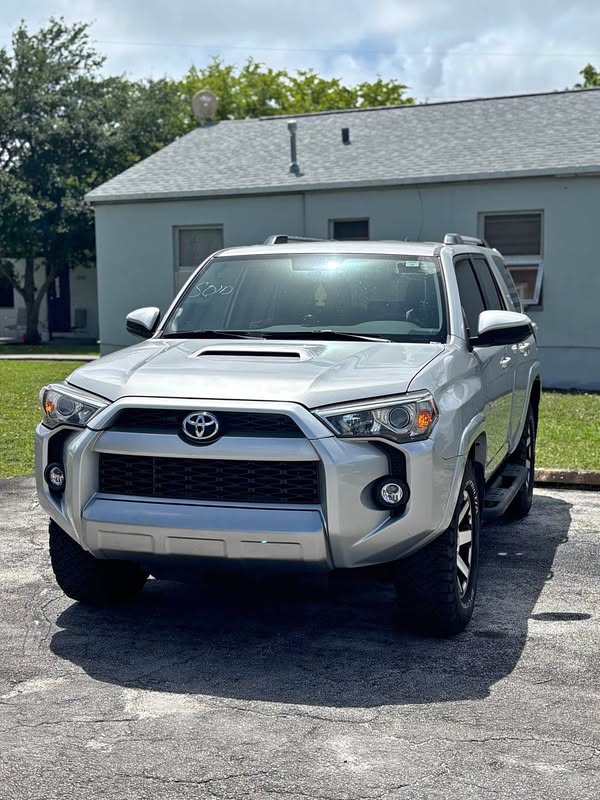 2018 Toyota 4Runner - TRD Off-Road Premium Sport Utility 4D