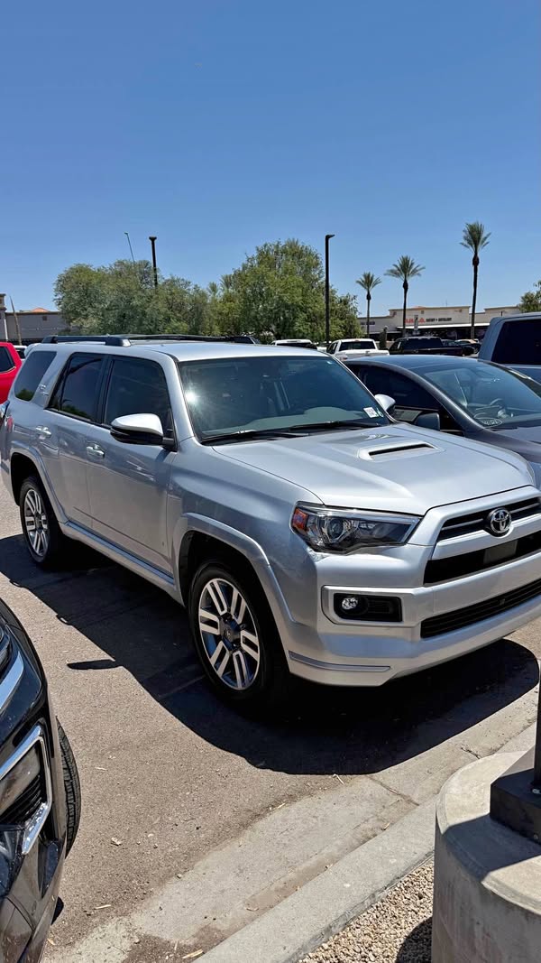 2024 Toyota 4Runner - TRD Off-Road Sport Utility 4D