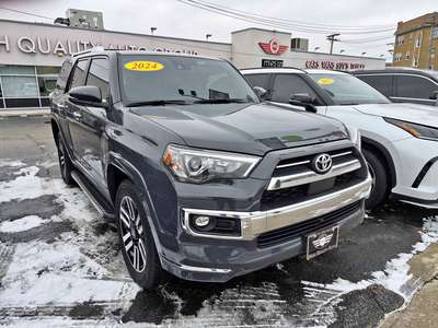 2016 Toyota 4Runner - SR5 Sport Utility 4D