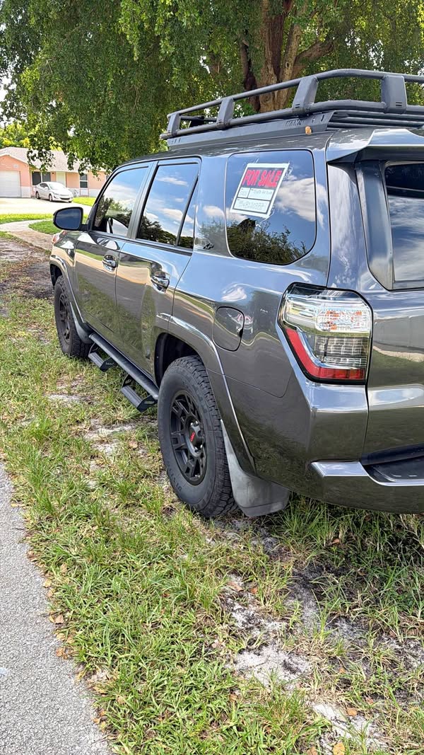 2022 Toyota 4Runner - Sport Utility 4D