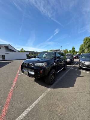 2016 Toyota 4Runner - SR5 Premium Sport Utility 4D