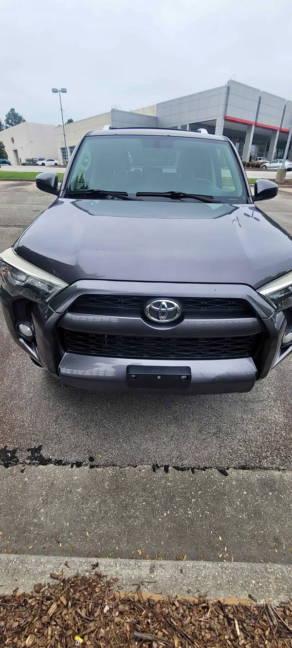 2016 Toyota 4Runner - SR5 Sport Utility 4D