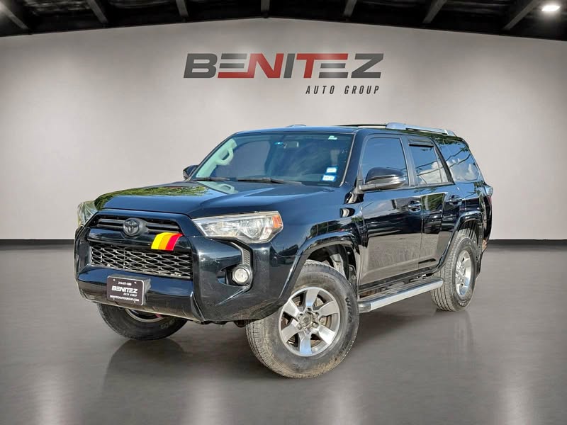 2016 Toyota 4Runner - SR5 Sport Utility 4D