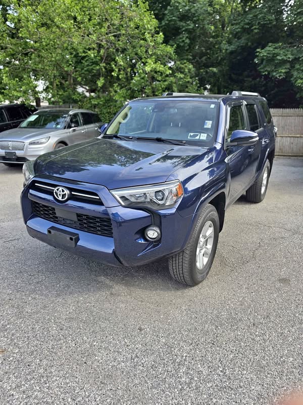 2023 Toyota 4Runner - SR5 Premium Sport Utility 4D