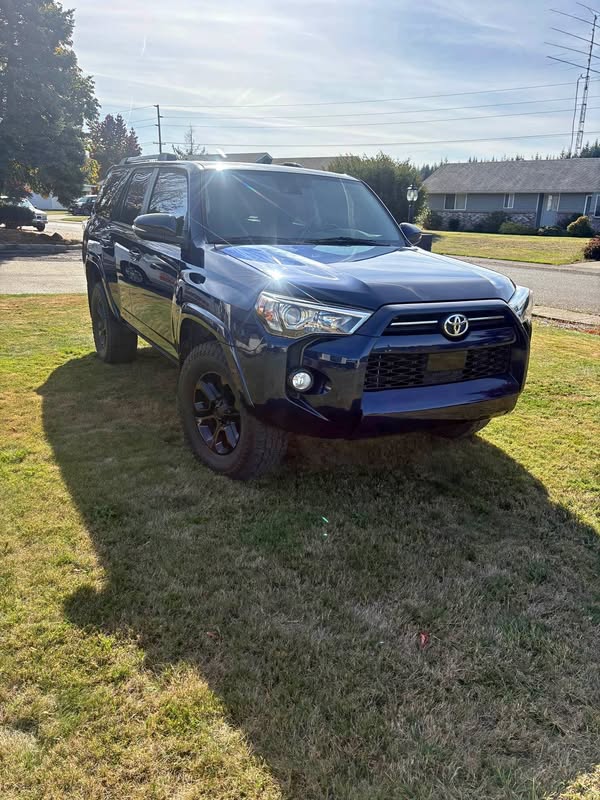 2020 Toyota 4Runner - SR5 Sport Utility 4D
