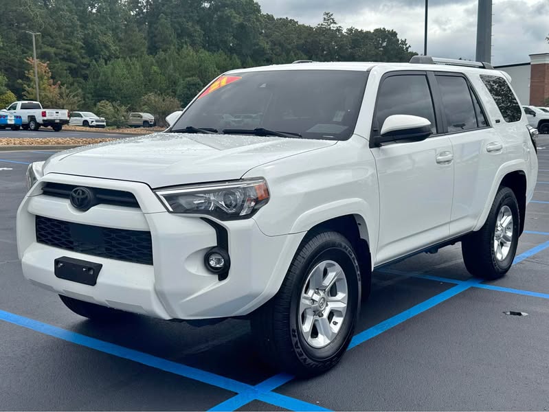 2021 Toyota 4Runner - SR5 Sport Utility 4D